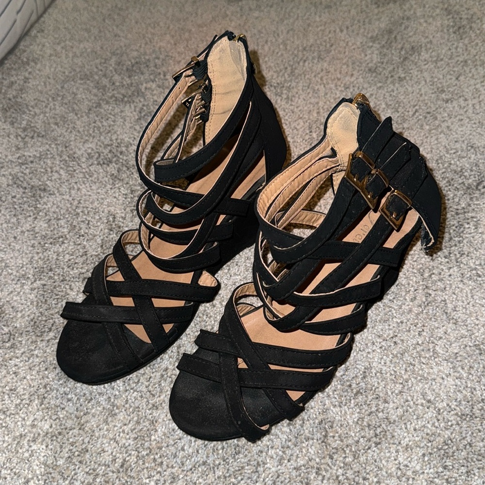 Forever 21 Wedge Heels Size: 8